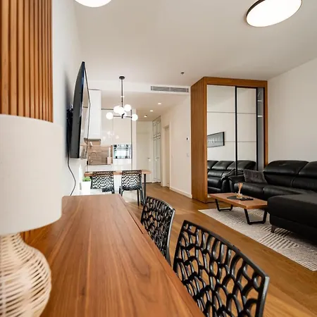 West 21 Tower * Belgrad