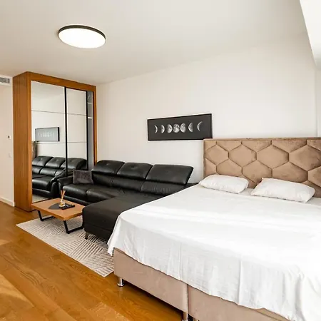 West 21 Tower Belgrad