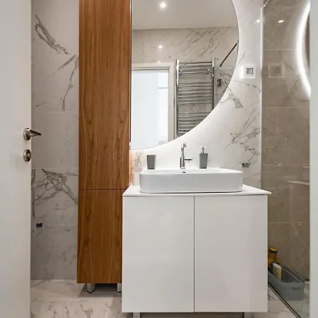 West 21 Tower Appartement *