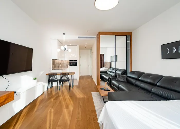 West 21 Tower 公寓